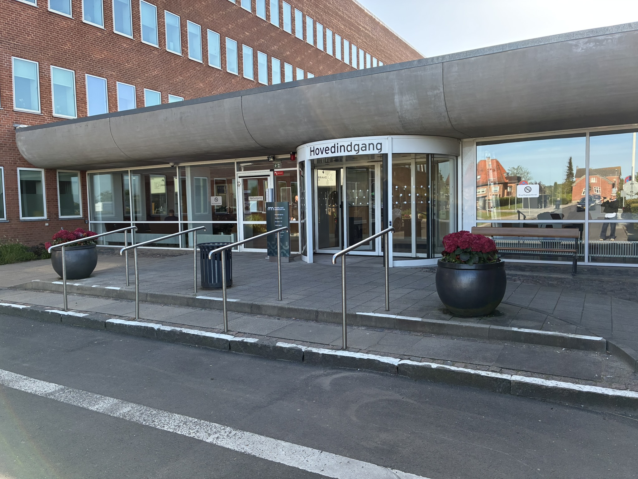 Hovedindgang Middelfart Nærhospital