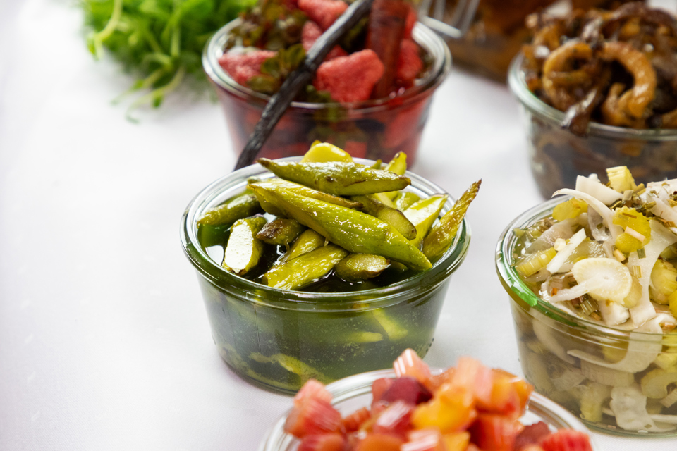 Grønne asparges oliemarinade