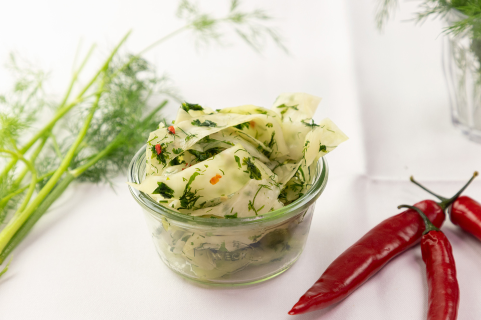 Chili- og hvidløgsrimmet hvidkål