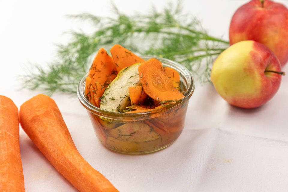 Æblemarinerede gulerødder