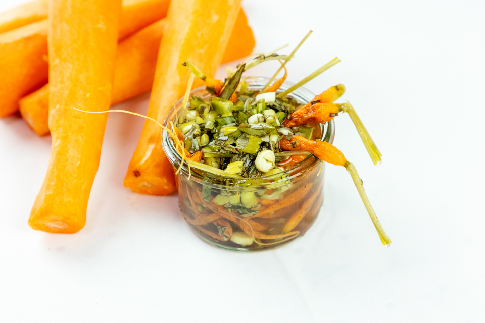 Estragonsyltede, spæde gulerødder