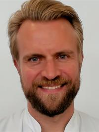 Portræt af afdelingslæge Christian Benned Fagernæs