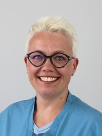 Portræt af afdelingslæge Pernille Hasselbrinck Schmidt